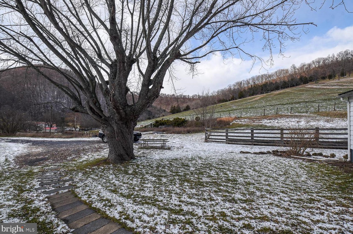9306 Northwestern Turnpike, New Creek, WV 26743