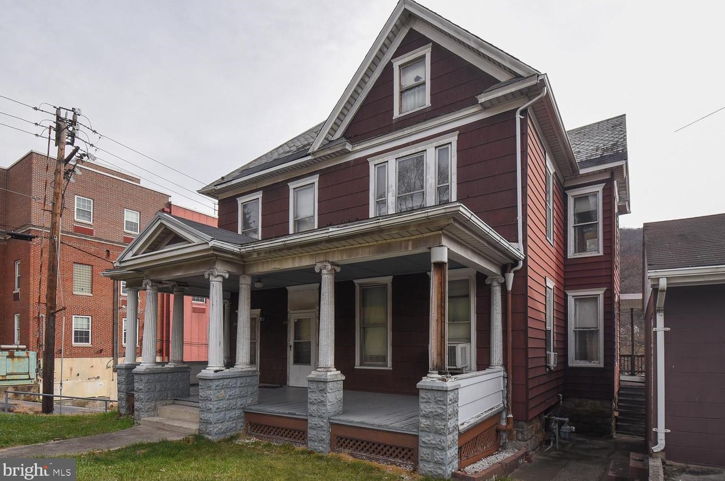 219 S Mineral St, Medley, WV 26726