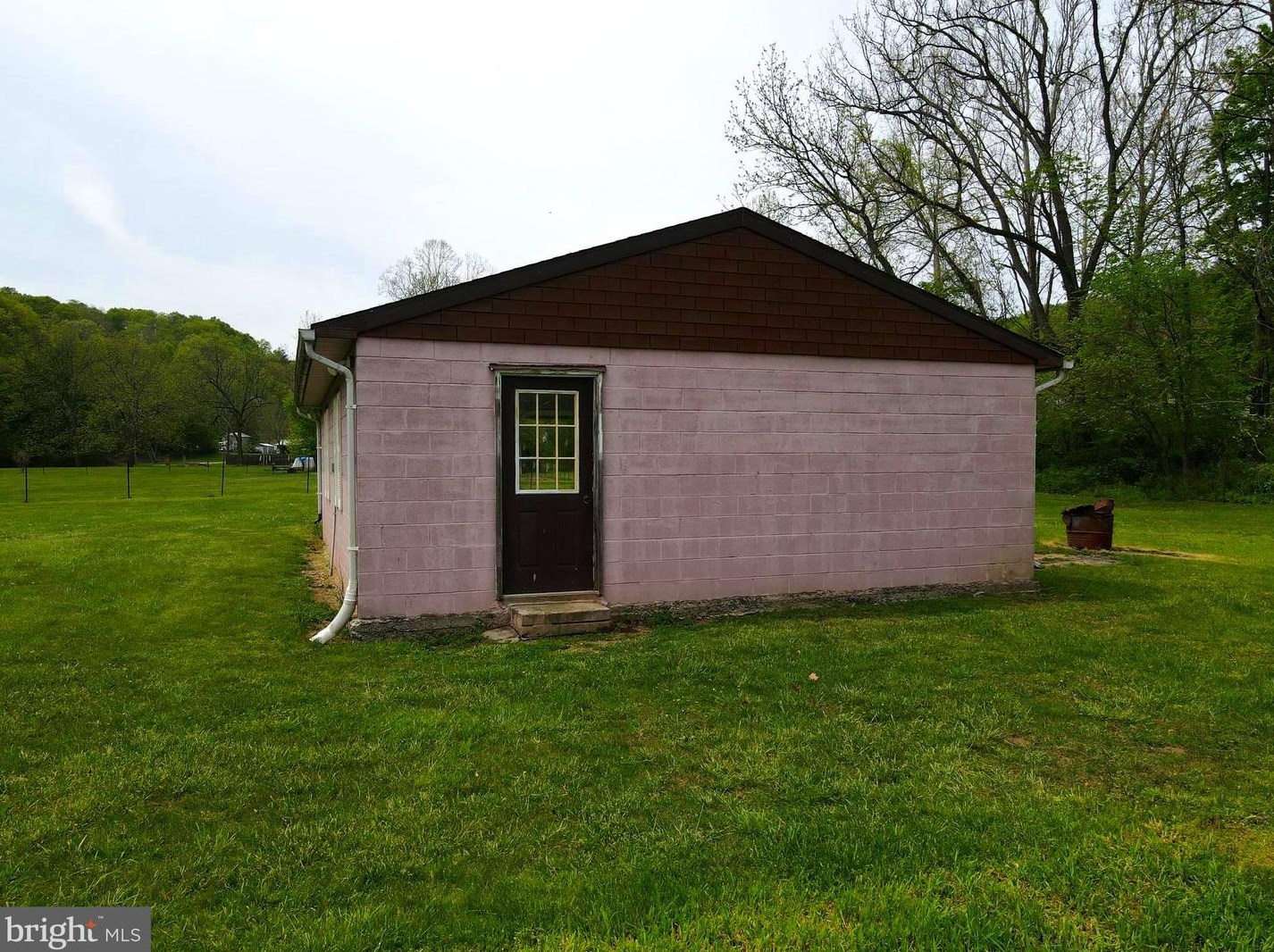 177 Dawn Marie Ln, Medley WV  26710 exterior