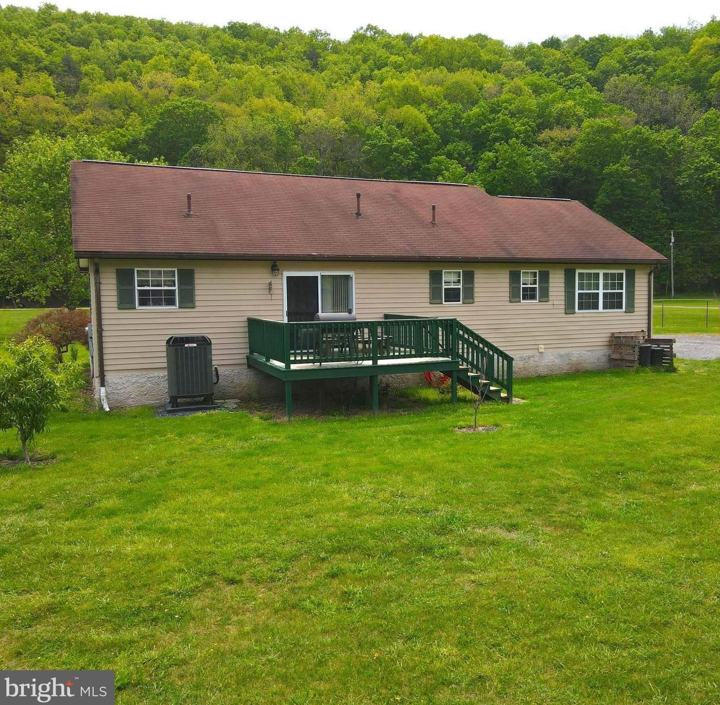 177 Dawn Marie Ln, Medley WV  26710 exterior