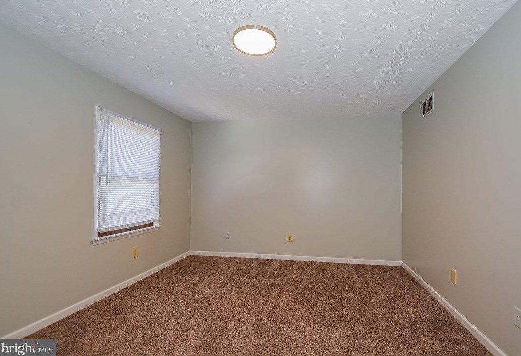 89 Putnam Dr, Medley WV  26726-9036 exterior