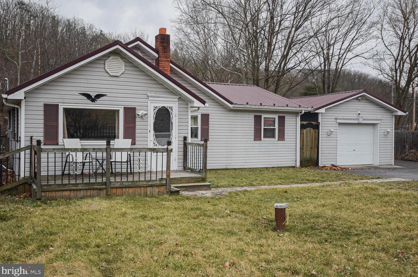 7897 Fort Ashby, Medley, WV 26726