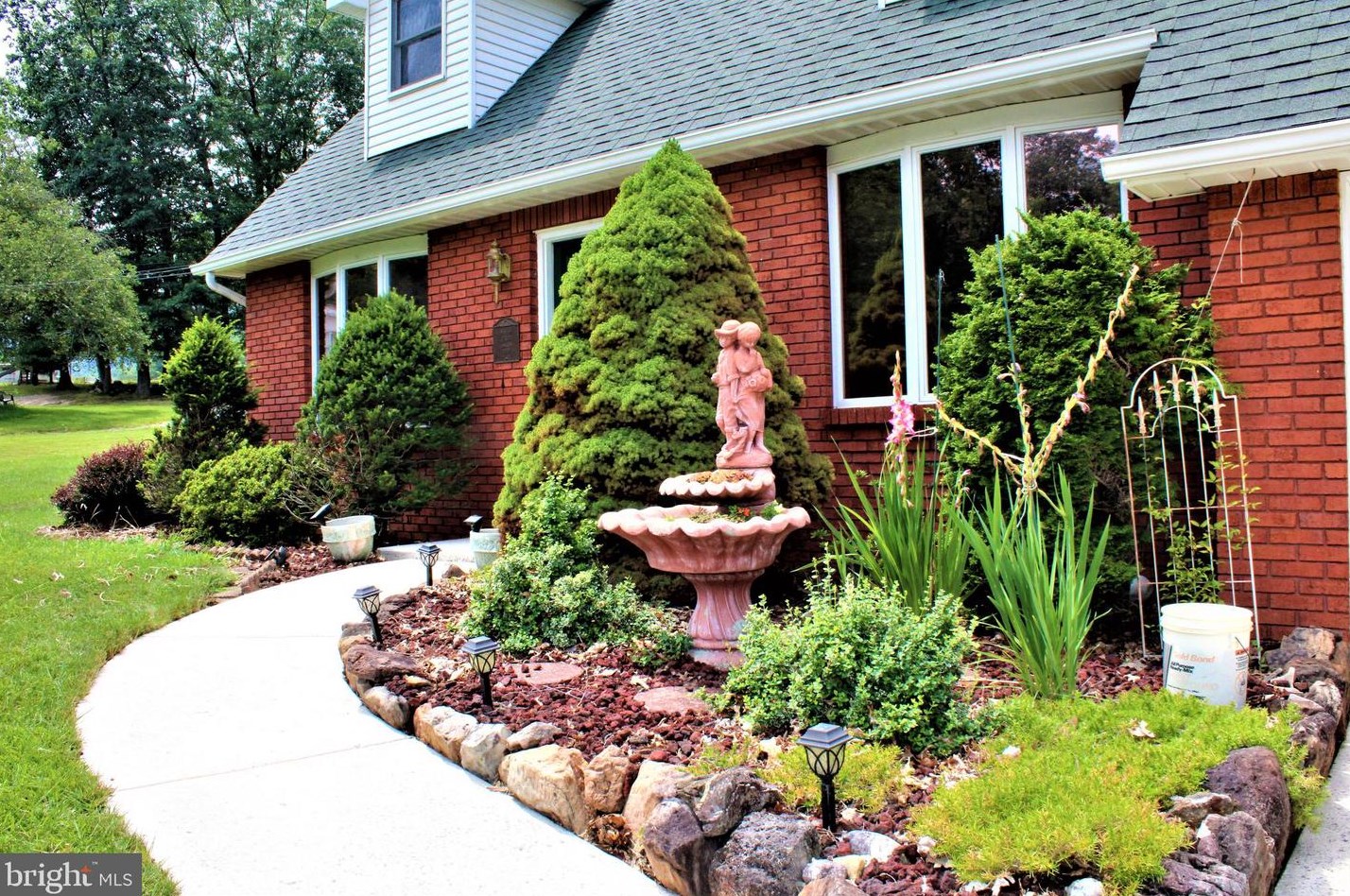5374 Knobley Rd, Medley WV  26726 exterior