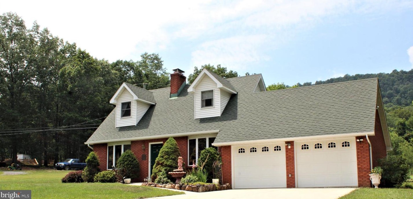 5374 Knobley Rd, Medley WV  26726 exterior