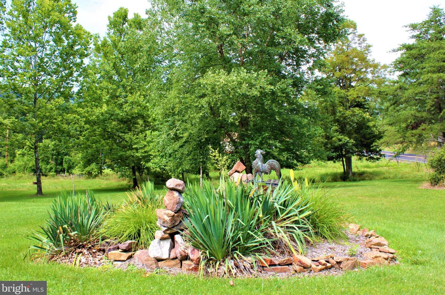 5374 Knobley Rd, Medley WV  26726 exterior