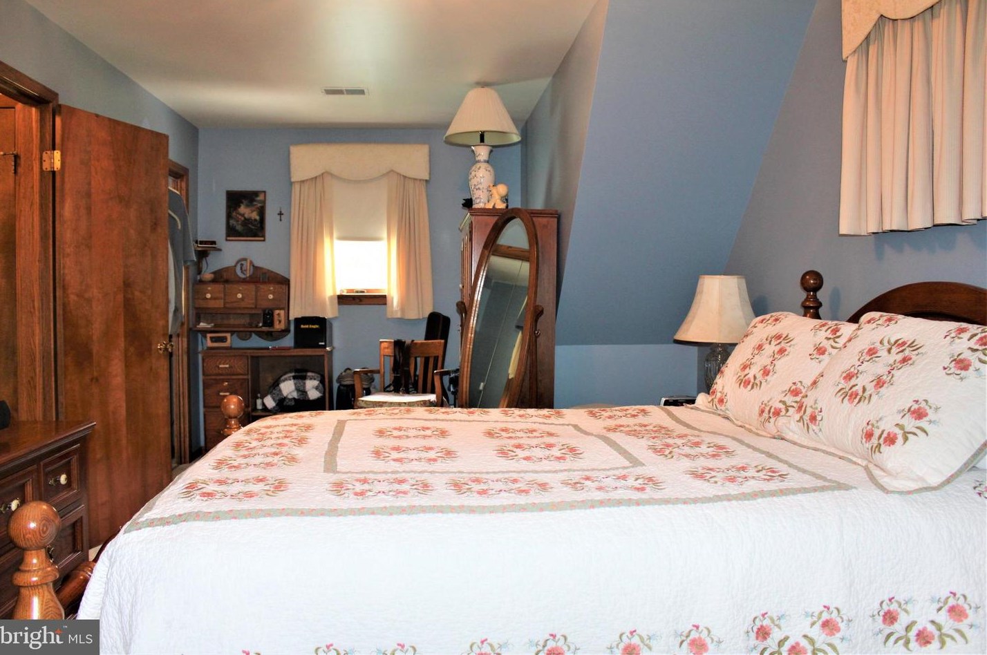 5374 Knobley Rd, Medley WV  26726 exterior
