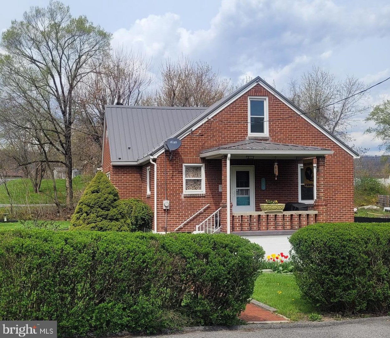 106 N W Virginia St, Ridgeley, WV 26753