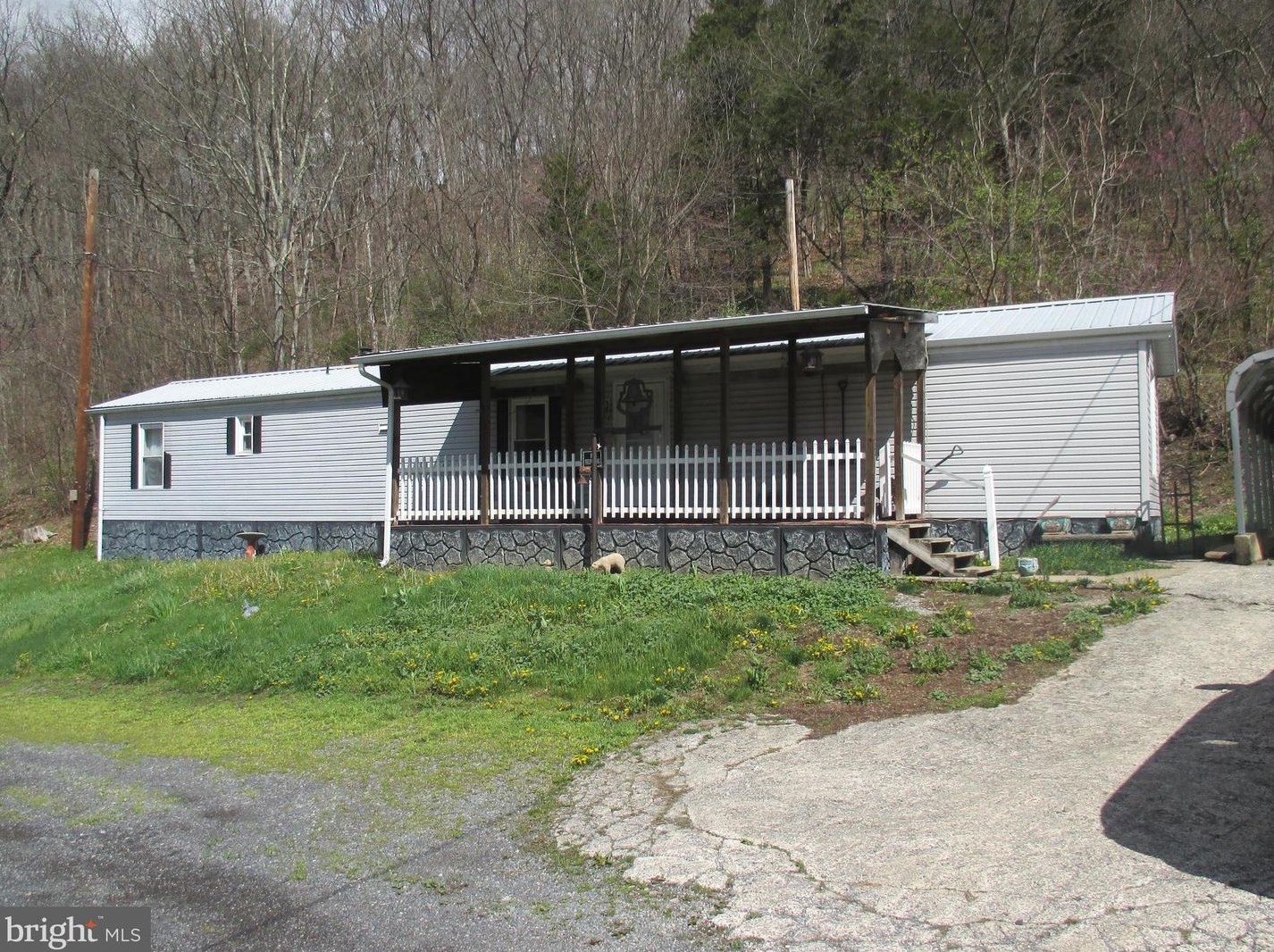9470 Northwestern Turnpike, New Creek, WV 26743
