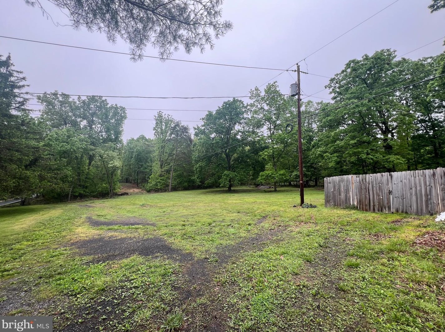 6172 Knobley Rd, Medley WV 26726 exterior