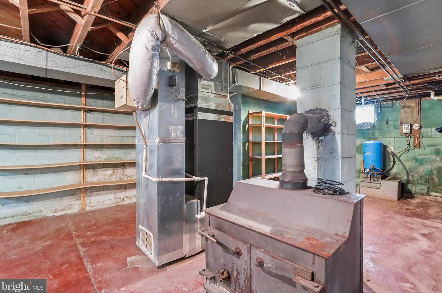 11147 Knobley Rd, Medley WV 26726 exterior