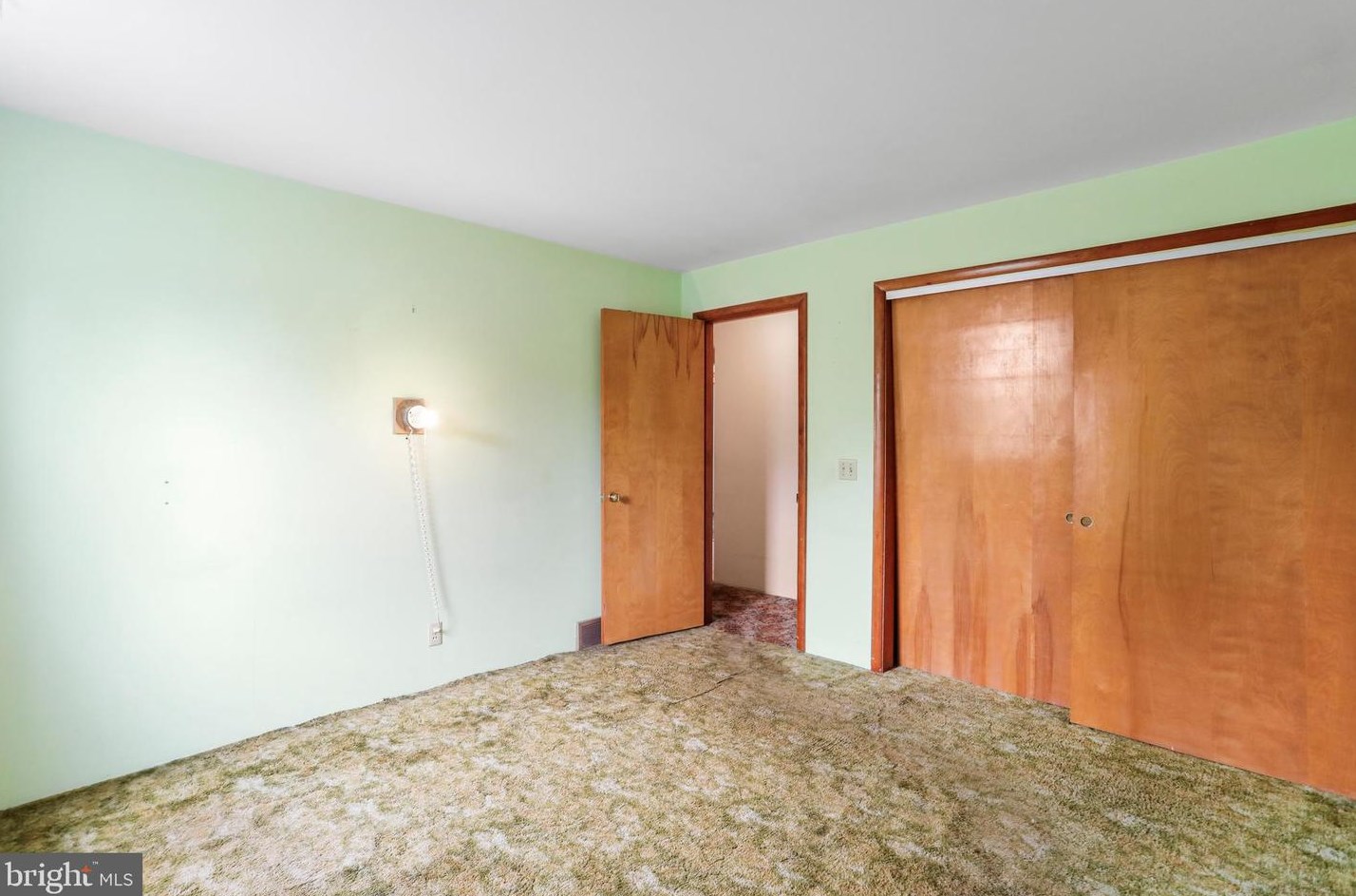 11147 Knobley Rd, Medley WV 26726 exterior