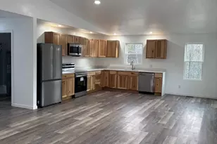 215 Grand View Dr, Keyser, WV 26726 - Photo 6