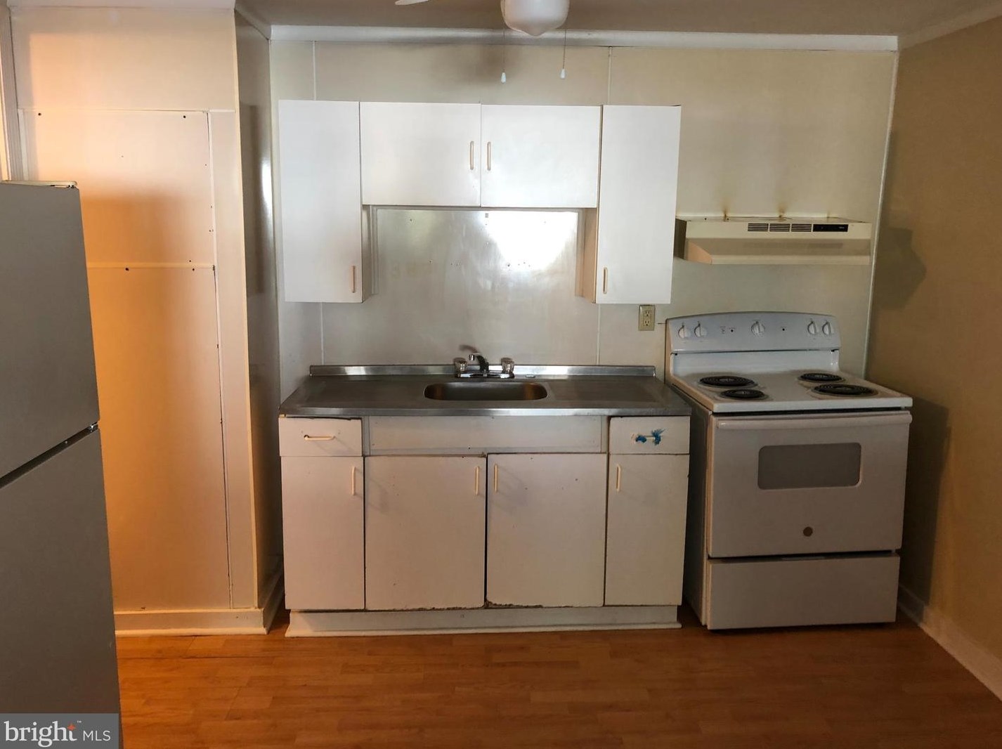 292 N Washington St #201, Berkeley Springs, WV 25411