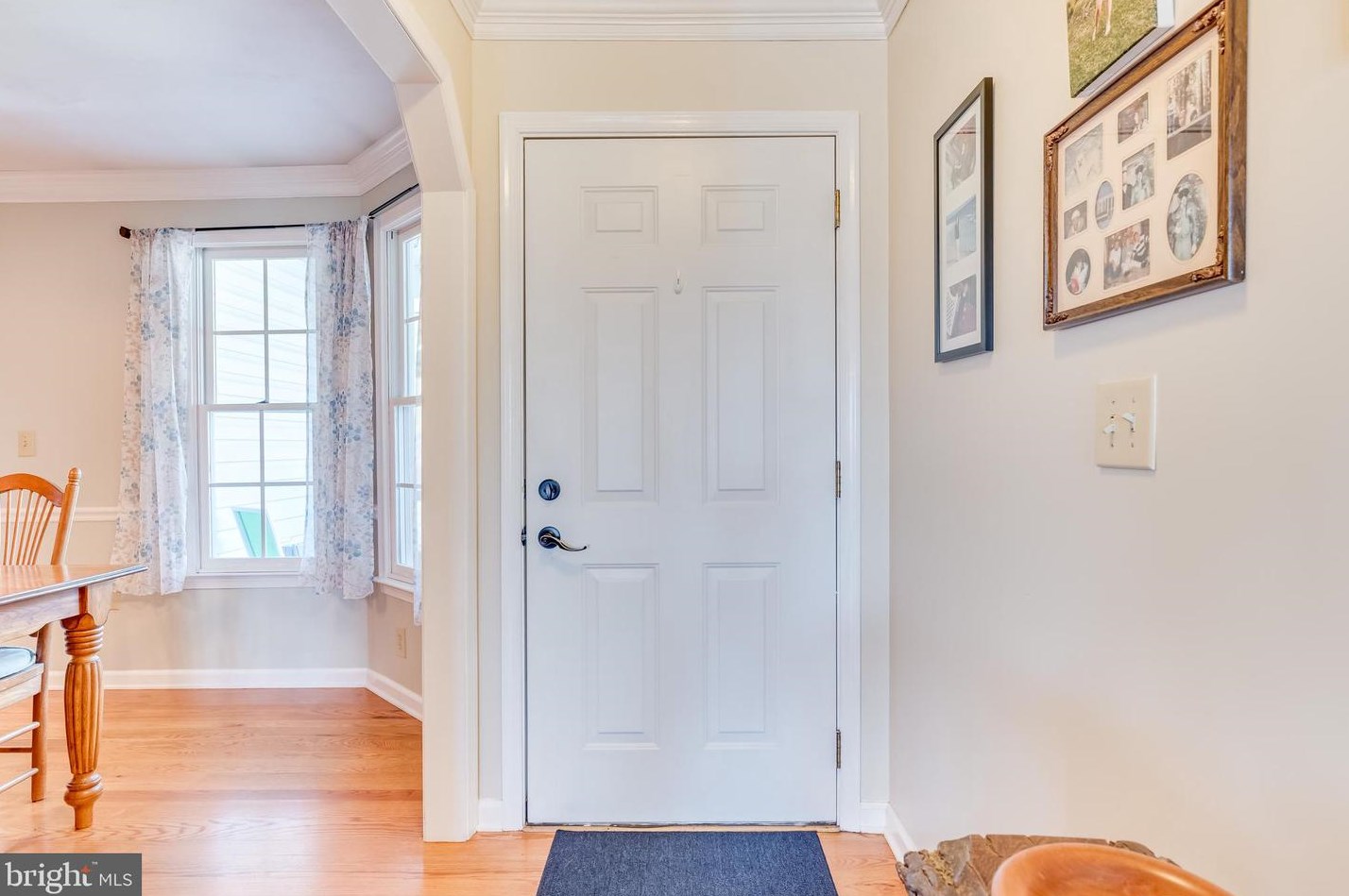 1942 Fairview Dr, Berkeley Springs WV  25411-3219 exterior