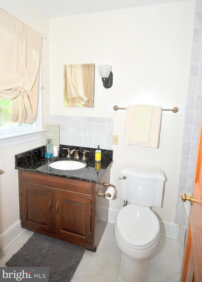 314 Shirley Dr, Berkeley Springs WV  25411-4966 exterior