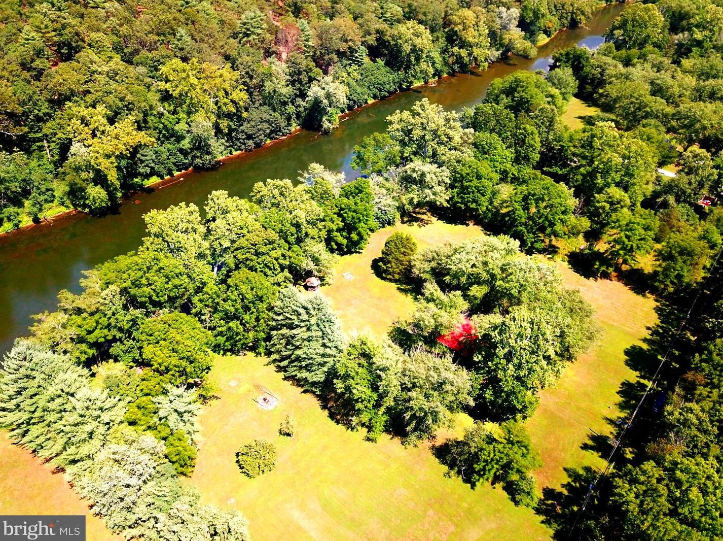 1998 Bowers Ln, Great Cacapon, WV 25422-3054