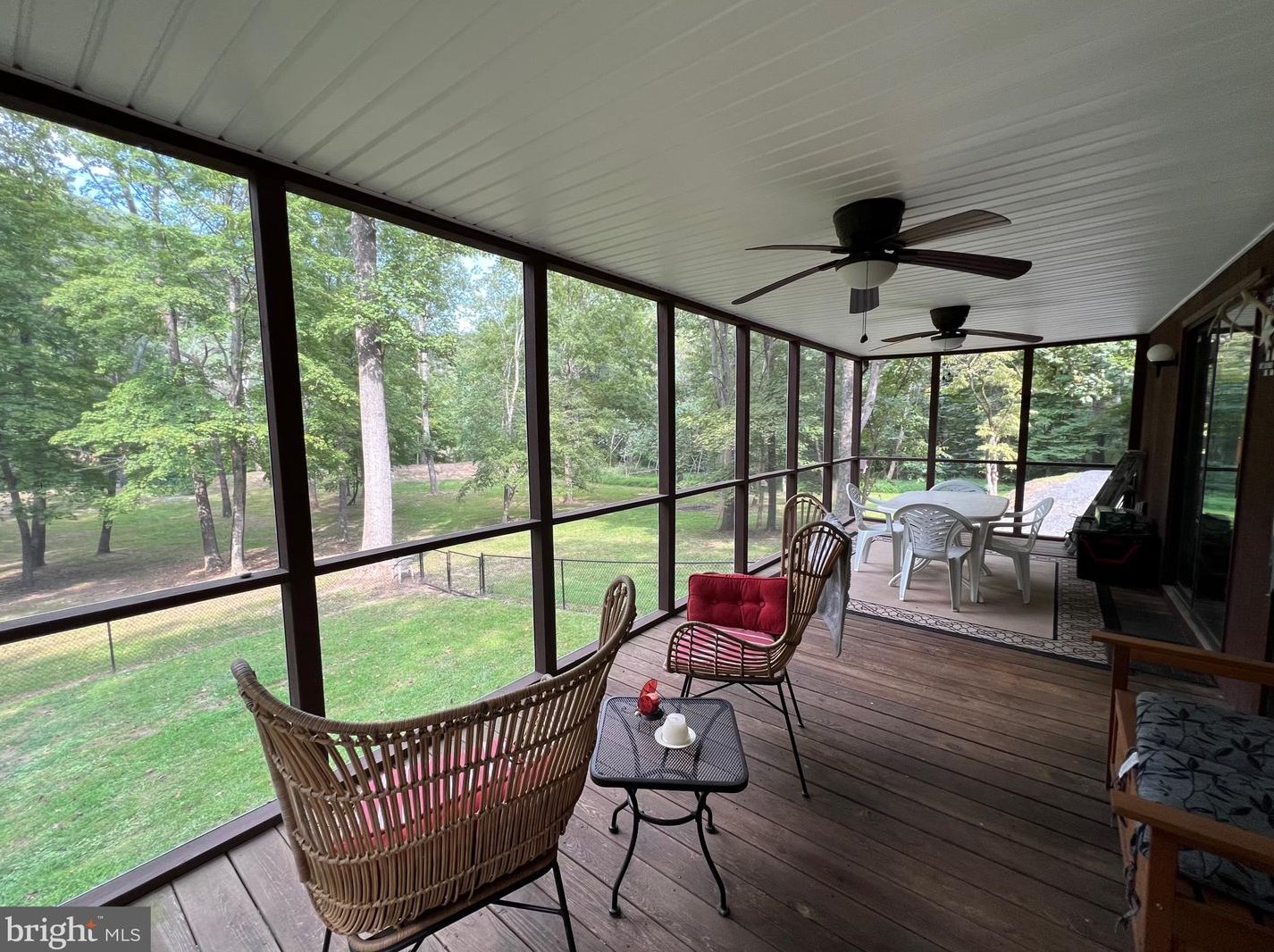 588 Amberwood Ln, Great Cacapon, WV