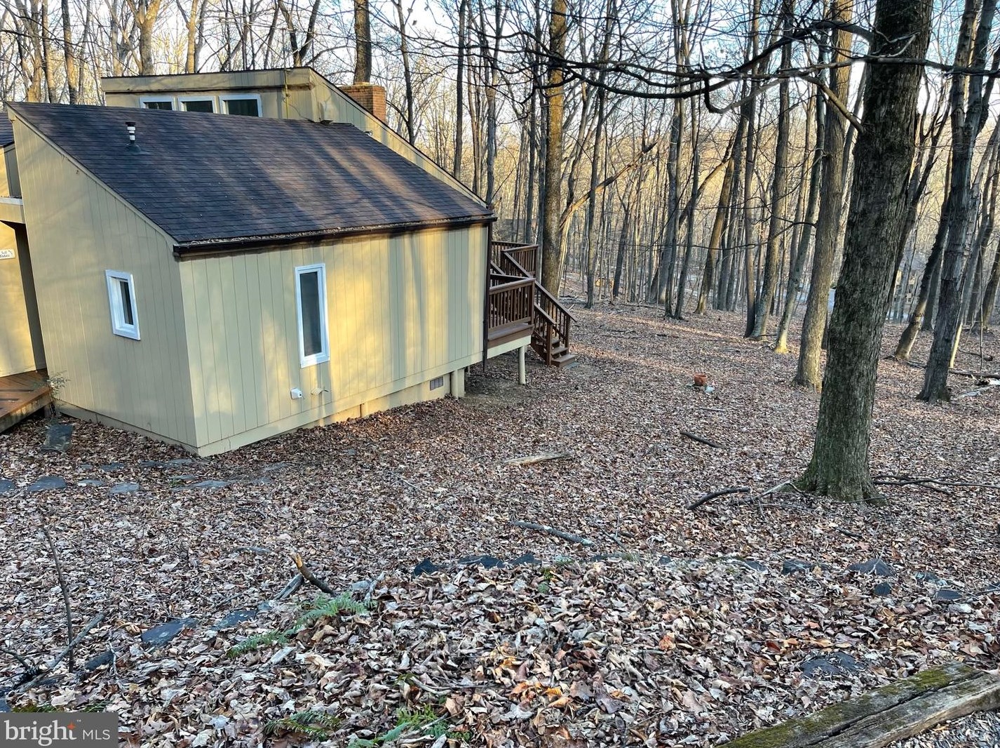50 Gopher Trail, Berkeley Springs, WV 25411