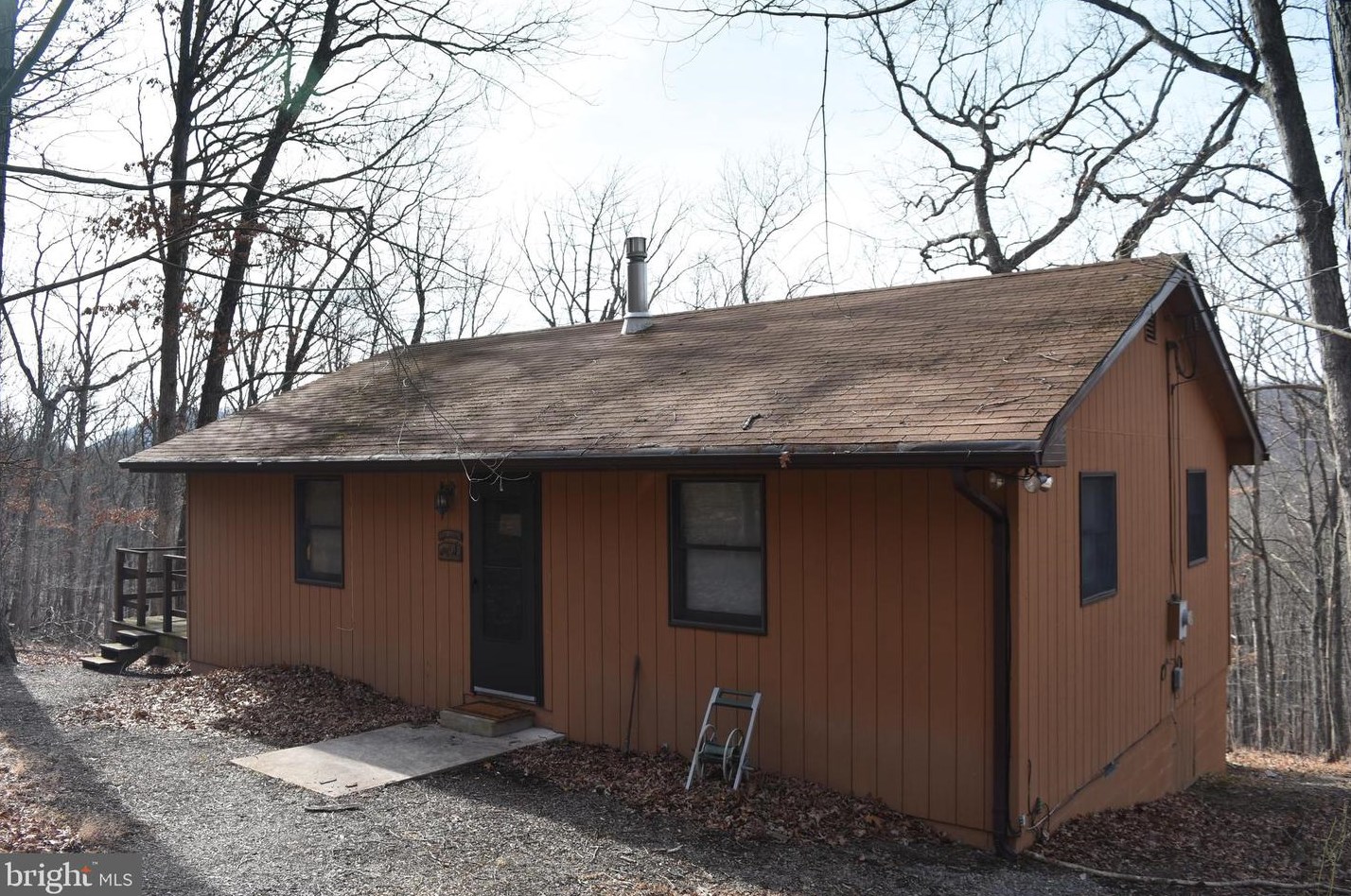 316 Seneca Ridge, Great Cacapon, WV 25422