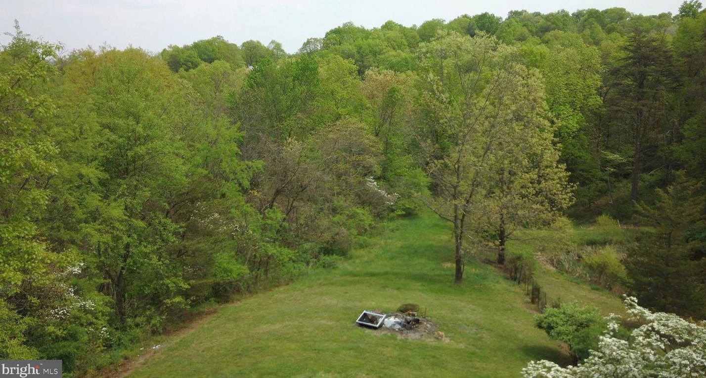 112 Vera Green Ln, Hedgesville, WV 25427