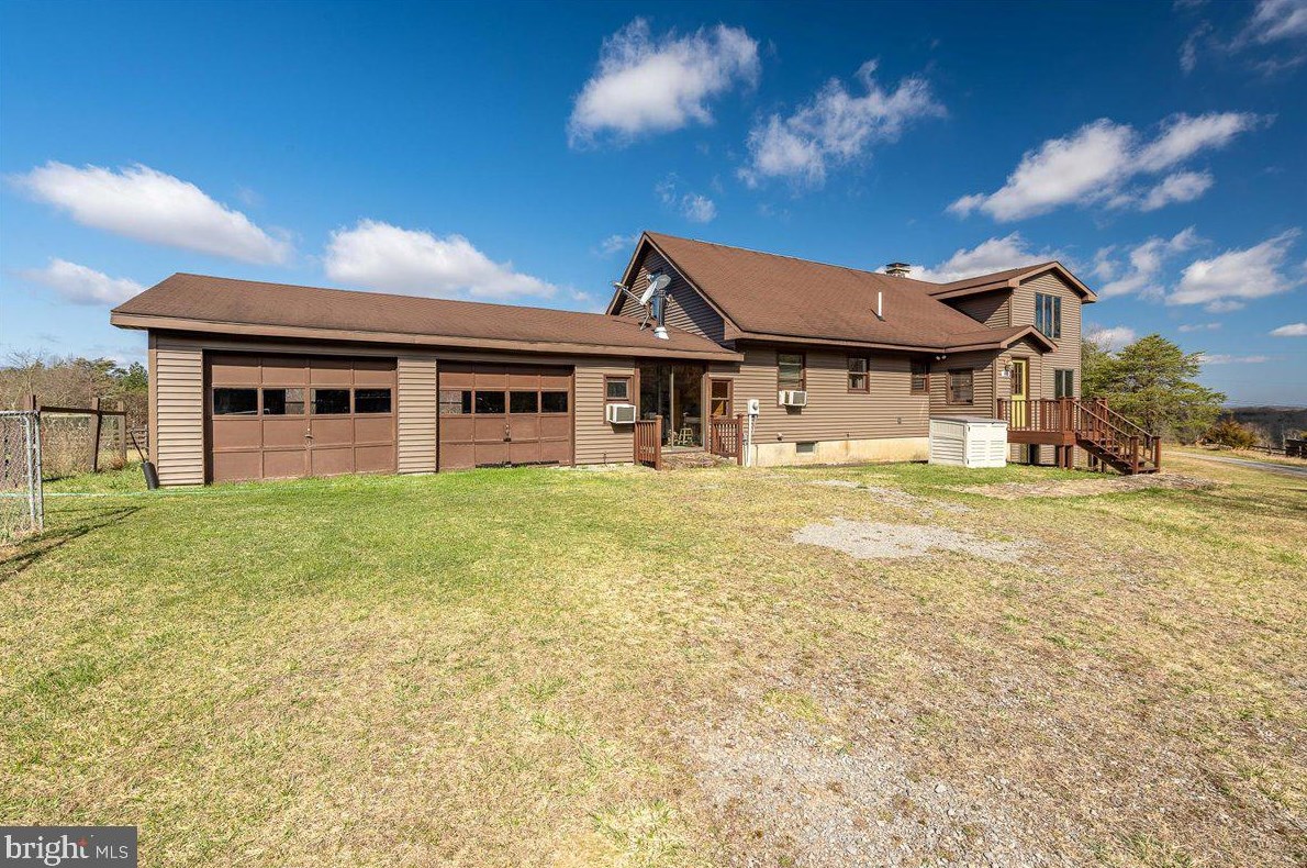 448 Preston Unger Ct, Berkeley Springs, WV 25411