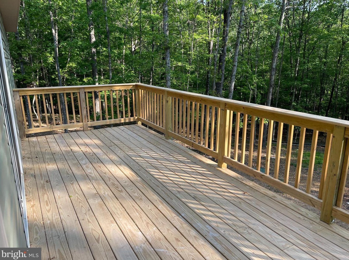 102 Harnest Hill Ln, Great Cacapon, WV 25422