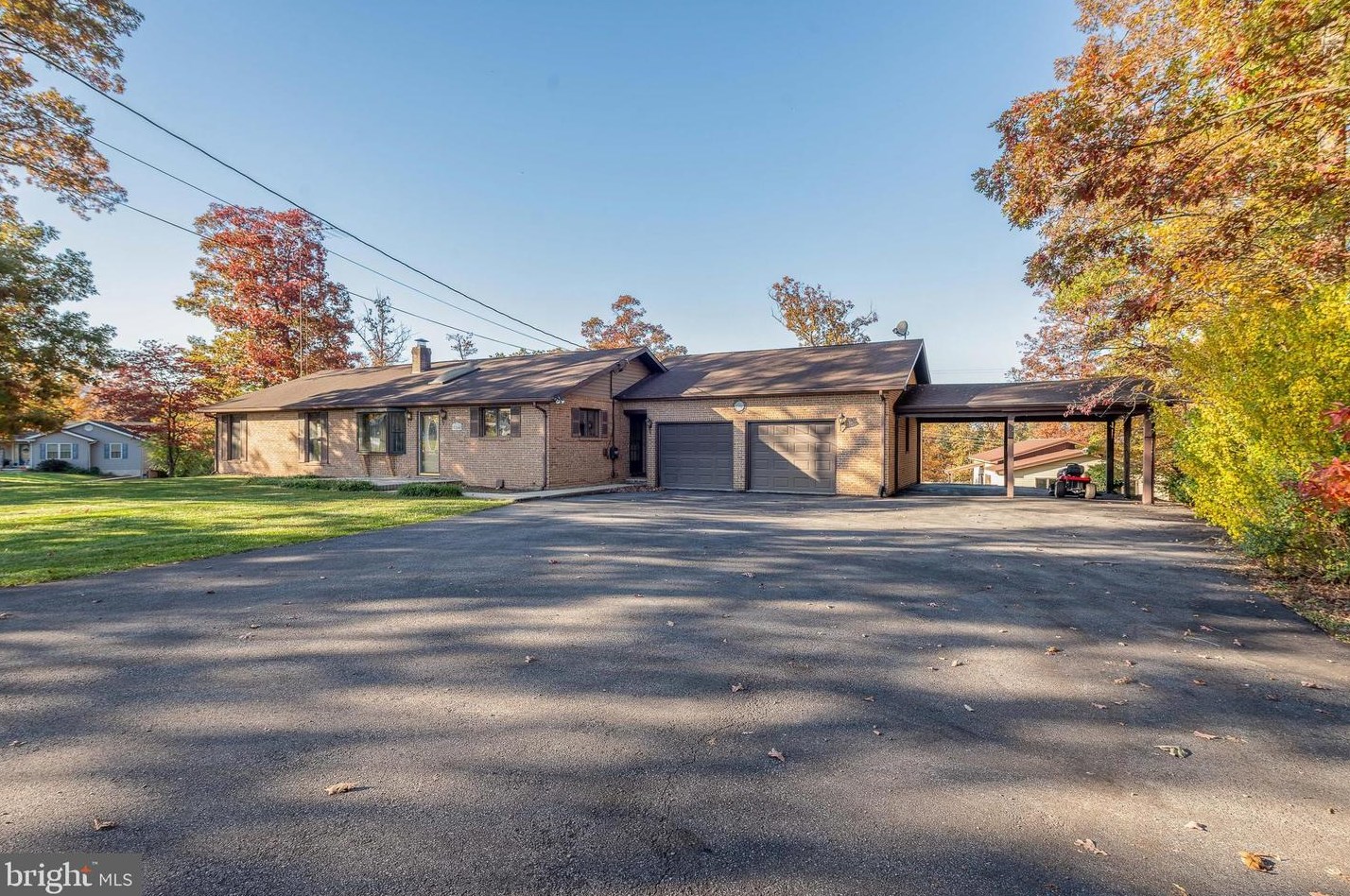 5248 Cherry Run Rd, Hedgesville, WV 25427
