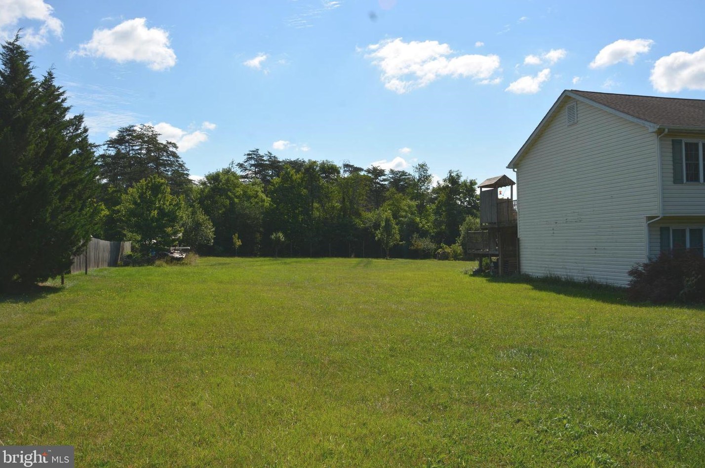 13 Addison Terrace, Berkeley Springs, WV 25411