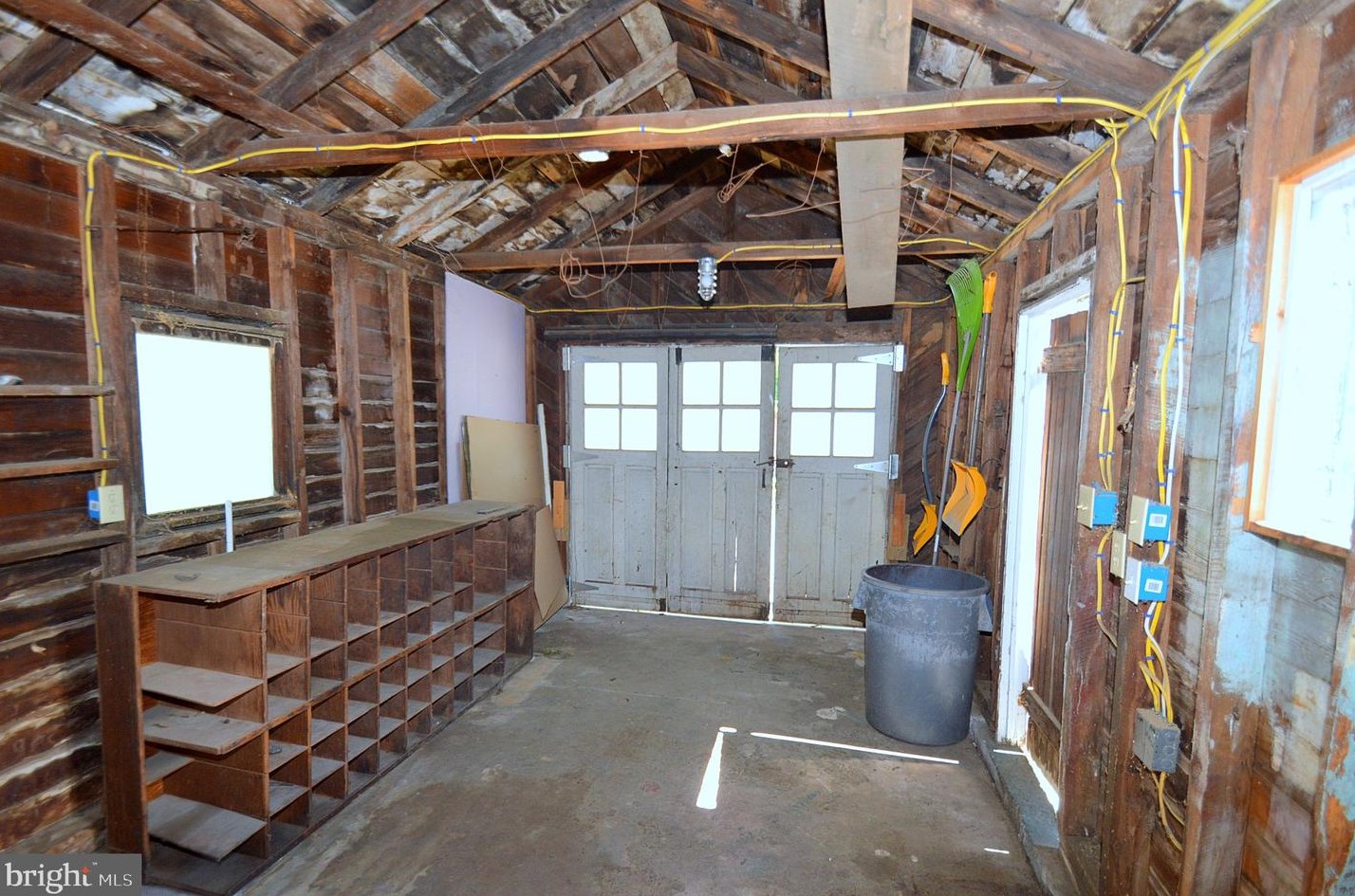 151 Fairfax St, Berkeley Springs WV  25411-3237 exterior