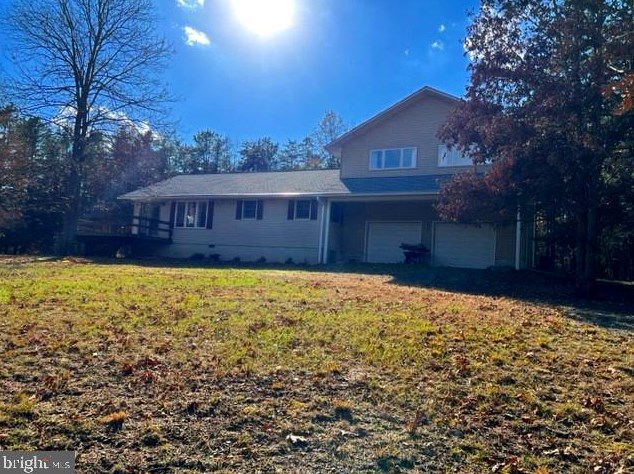 7 Lantern Ln, Berkeley Springs, WV 25411
