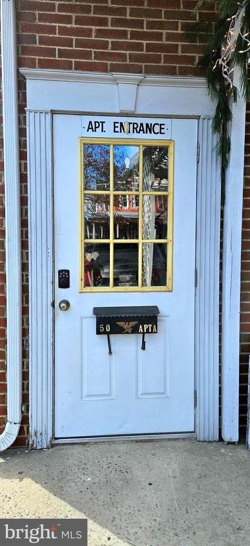 50 Independence St #a, Berkeley Springs, WV 25411