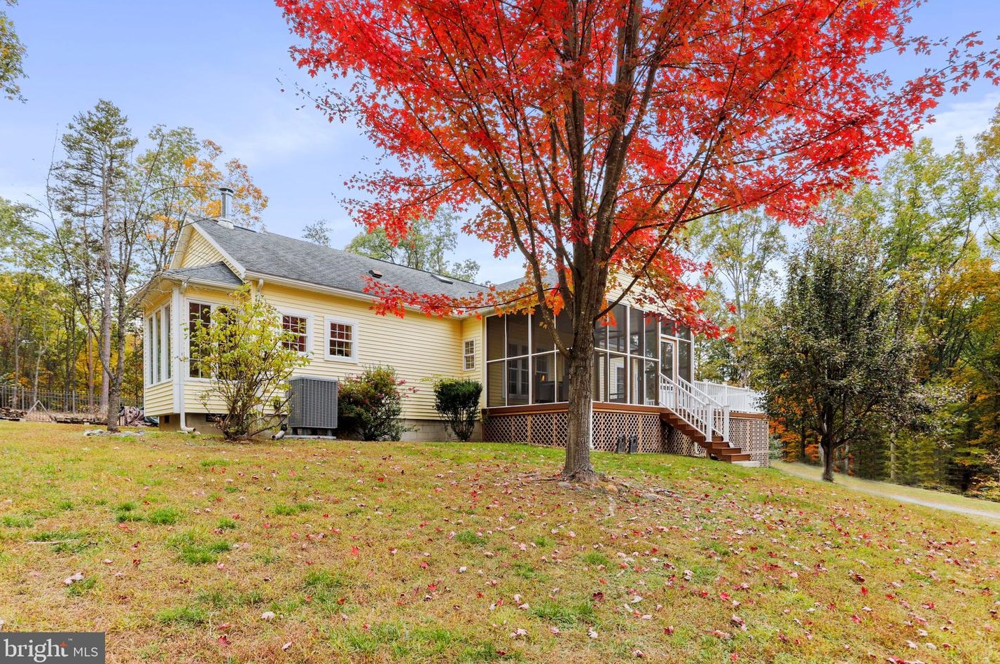 738 Beeman Lane, Berkeley Springs, WV 25411