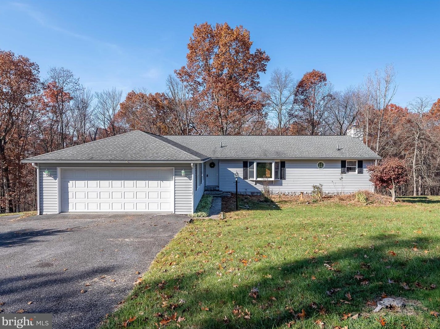 4751 Pious Ridge Rd, Berkeley Springs, WV 25411