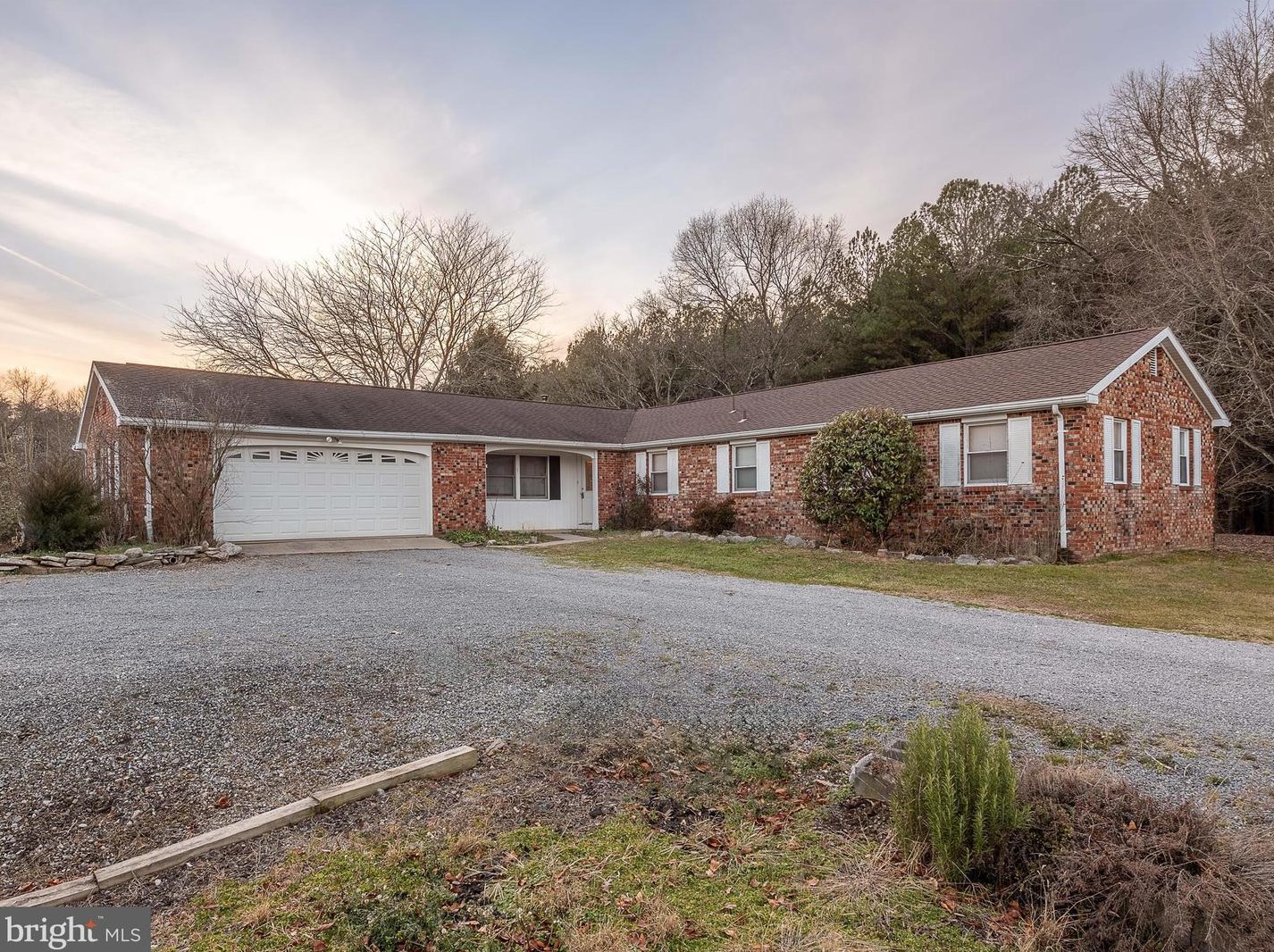 6158 Martinsburg Rd, Berkeley Springs, WV 25411