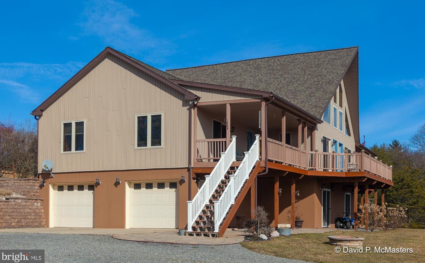 18092 Cacapon Rd, Great Cacapon, WV 25422