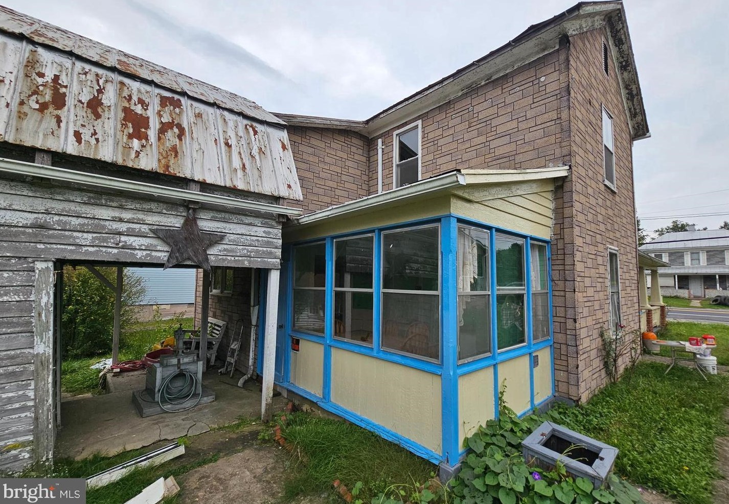 5224 Central Ave, Great Cacapon WV 25422-3463 exterior