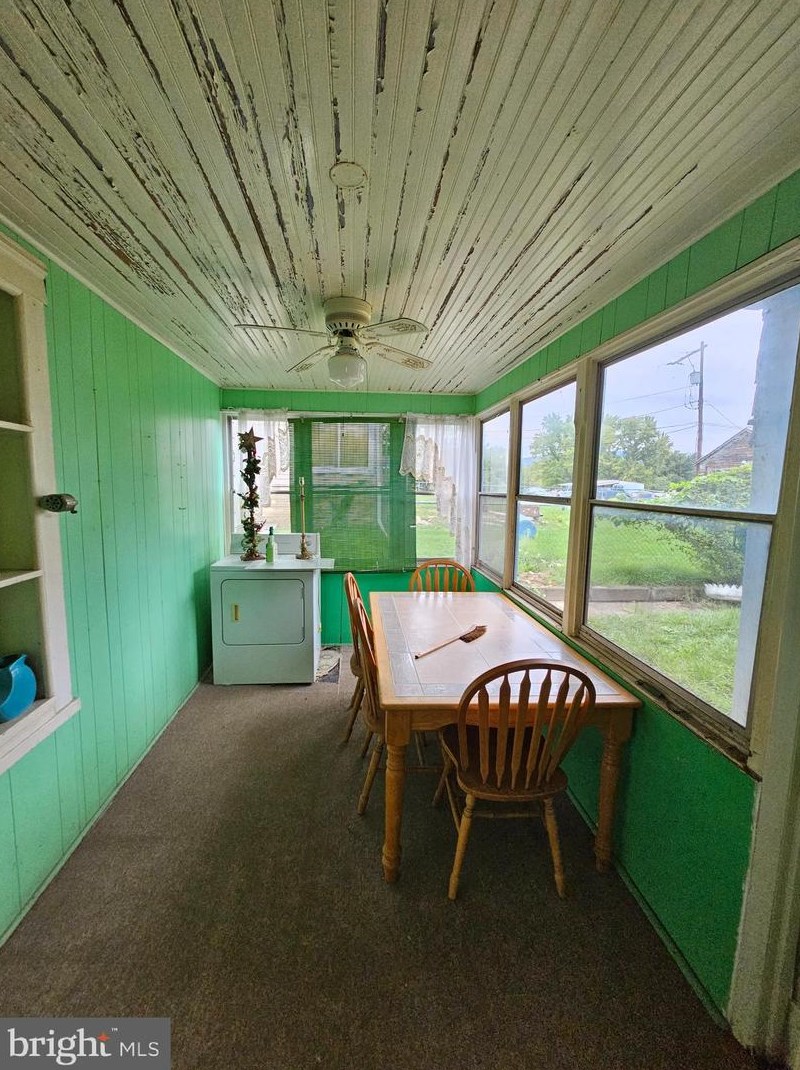 5224 Central Ave, Great Cacapon WV 25422-3463 exterior