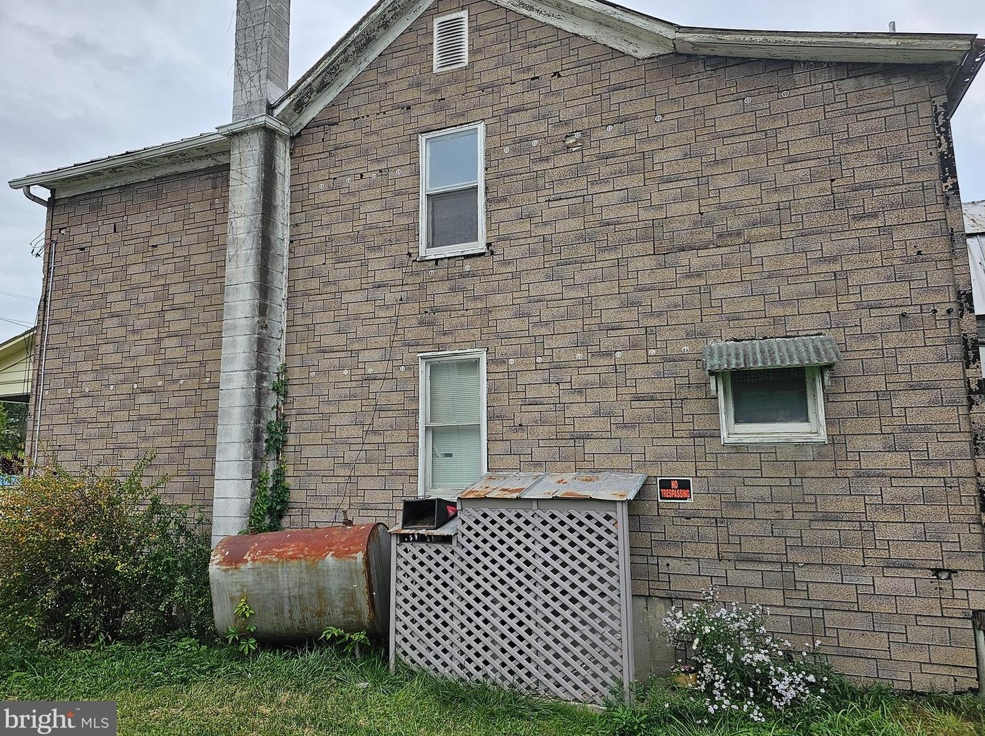 5224 Central Ave, Great Cacapon WV 25422-3463 exterior