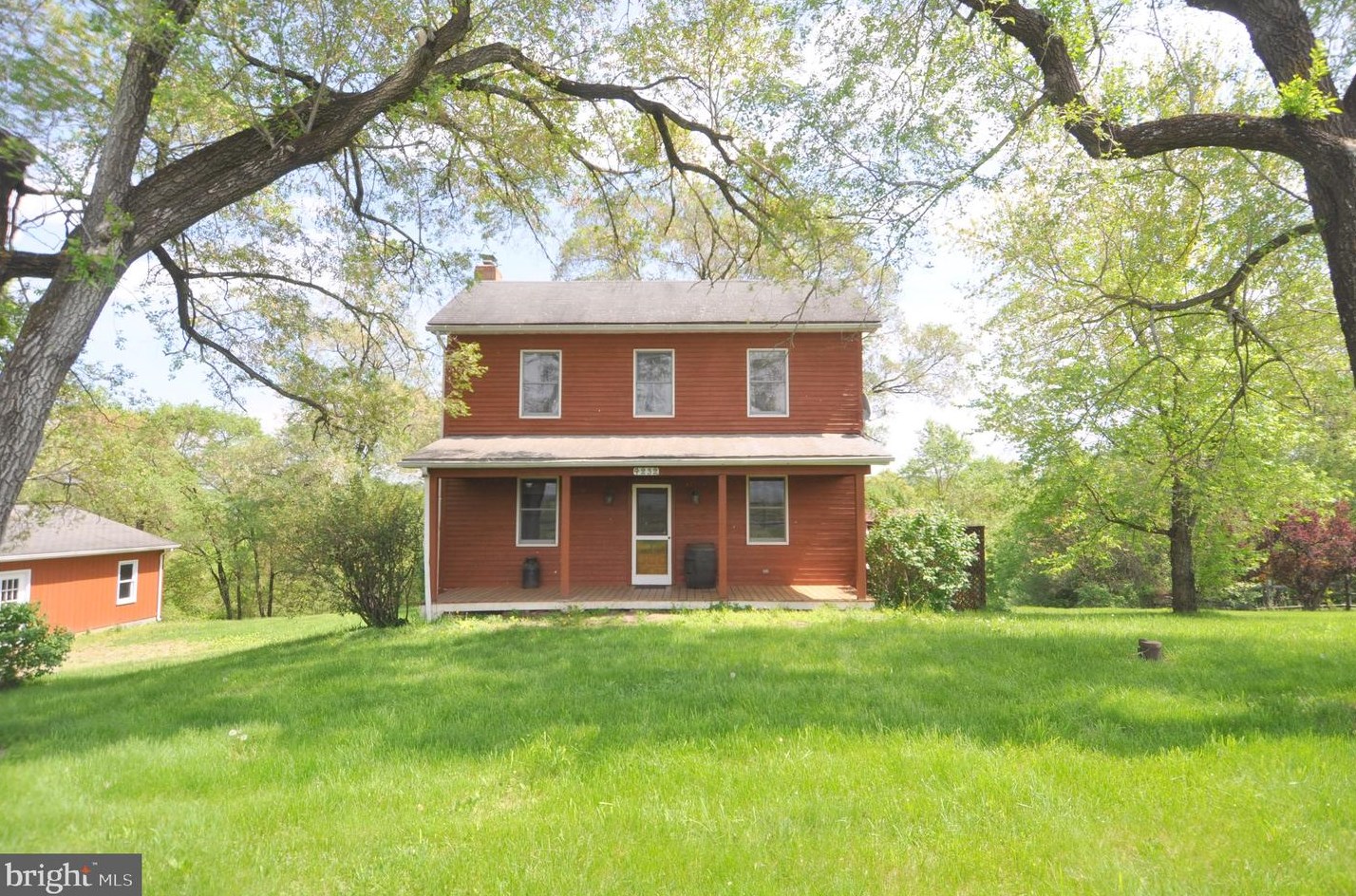 4232 Fairview Dr, Berkeley Springs, WV 25411