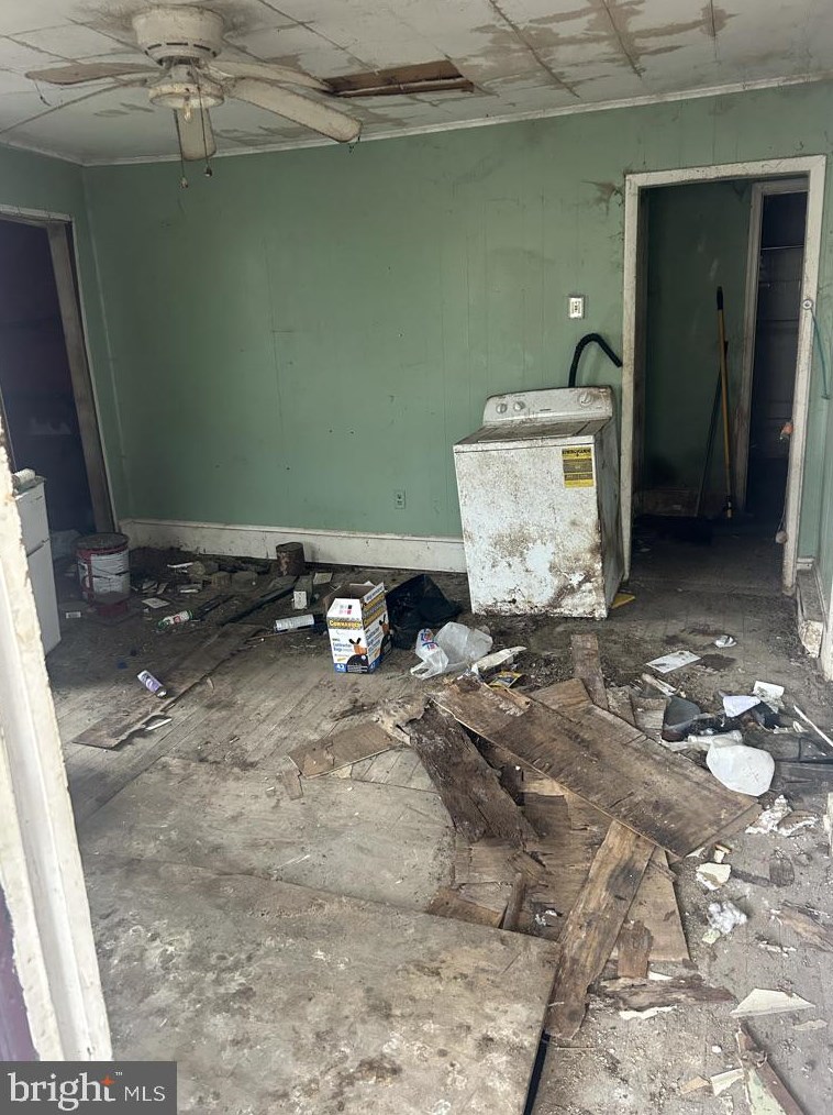 3273 Valley Rd, Berkeley Springs, WV 25411