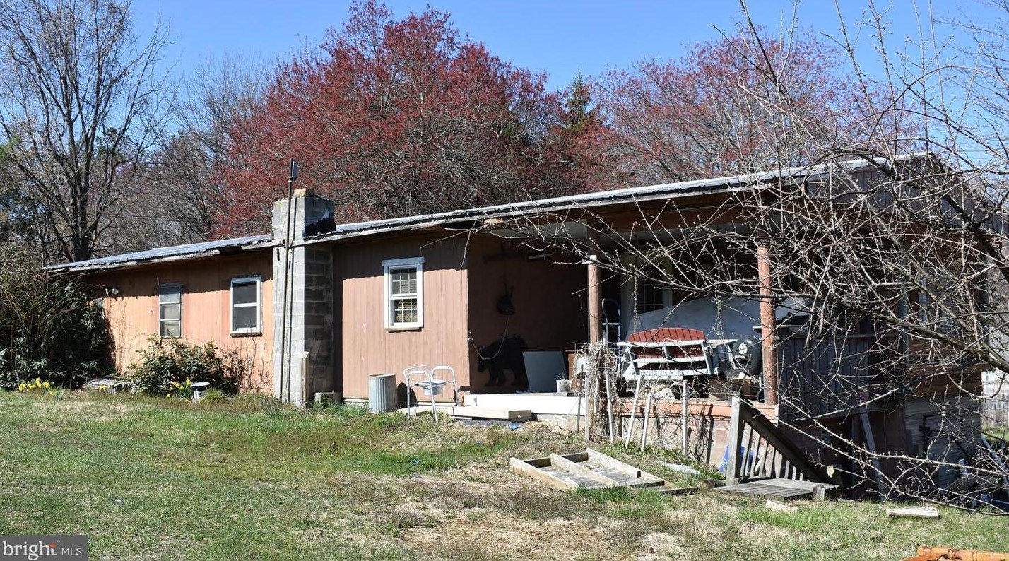 64 Apple Orchard Trail, Berkeley Springs, WV 25411