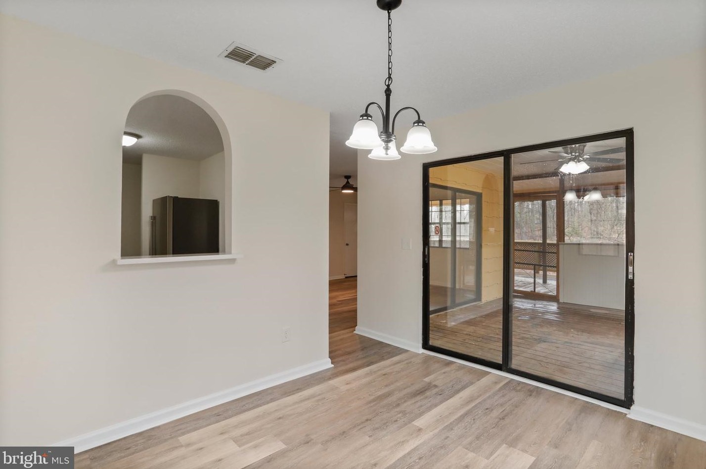 406 Feather Bed Ln, Hedgesville WV 25427-5292 exterior