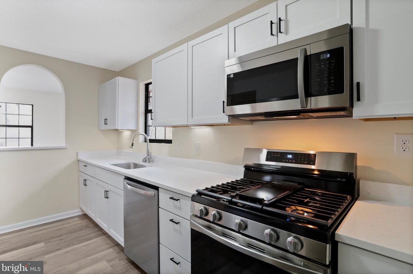 406 Feather Bed Ln, Hedgesville WV 25427-5292 exterior