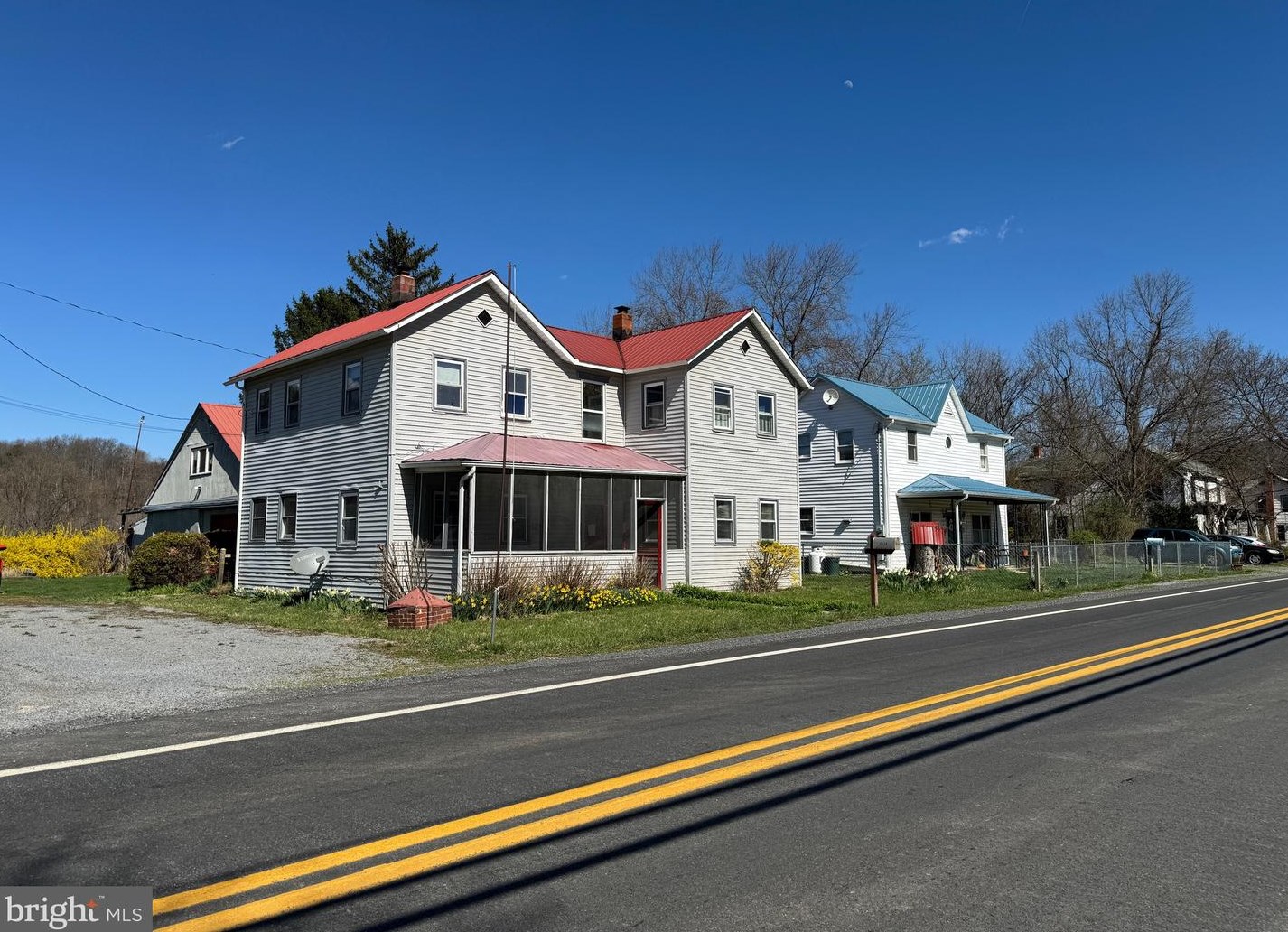 5130 Central Ave, Great Cacapon, WV 25422