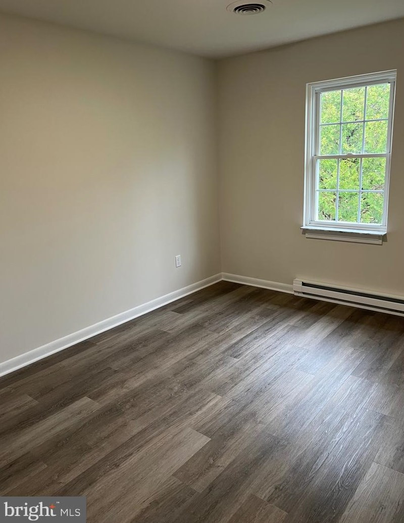 70 Briarwood Ln, Berkeley Springs WV  25411-6211 exterior