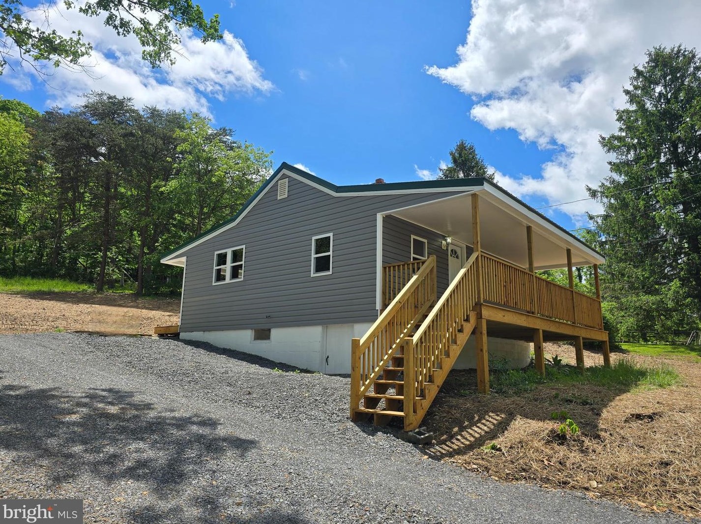 1411 Winchester Grade Rd, Berkeley Springs, WV 25411-3842