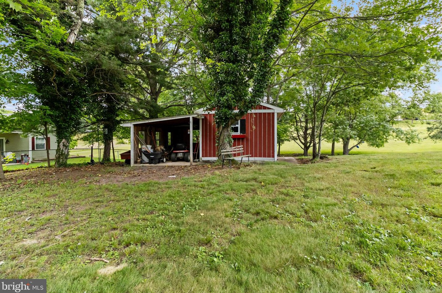 48 Calvin Unger Ln, Berkeley Springs WV 25411-5181 exterior