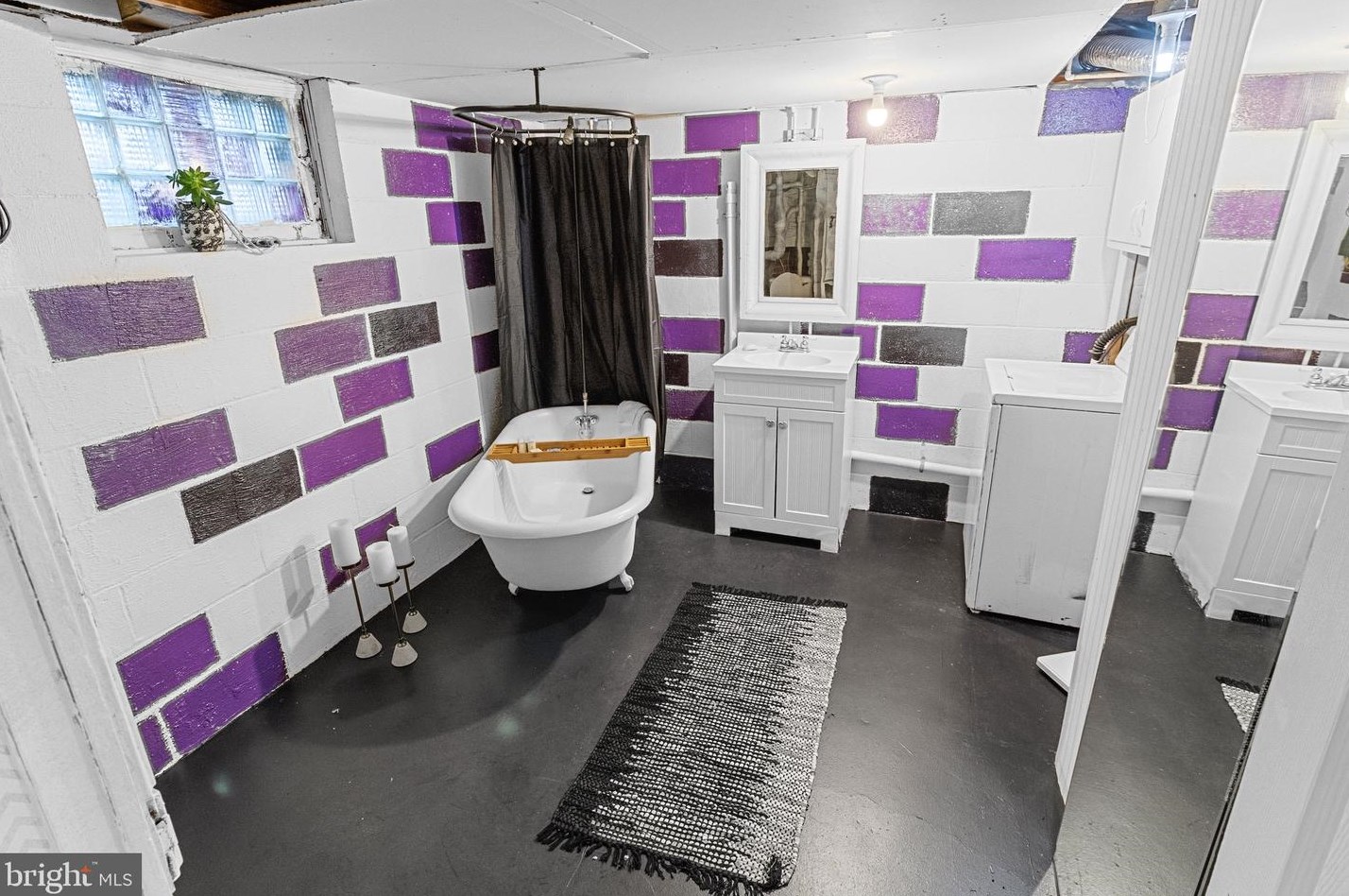 48 Calvin Unger Ln, Berkeley Springs WV 25411-5181 exterior