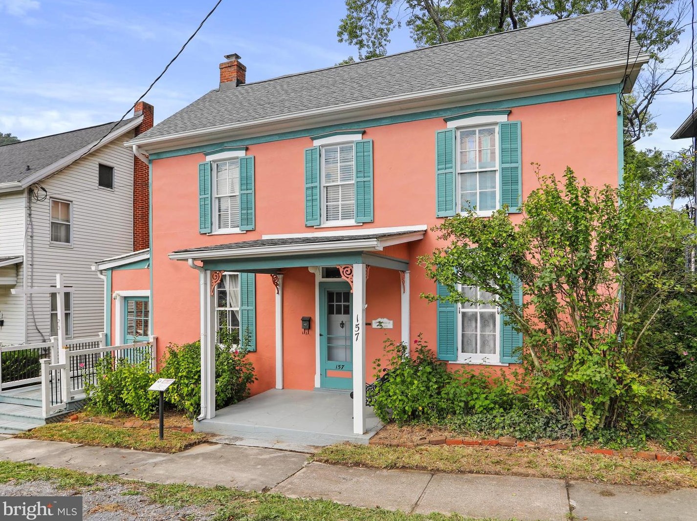 157 Congress St, Berkeley Springs, WV 25411