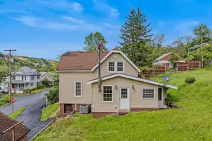 151 S Laurel Ave, Berkeley Springs, WV 25411 - Photo 30